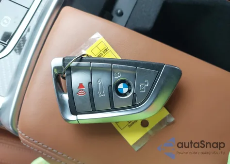 2024 BMW M850Xi z USA, uszkodzony, nr VIN WBABC4C0XRCR16762